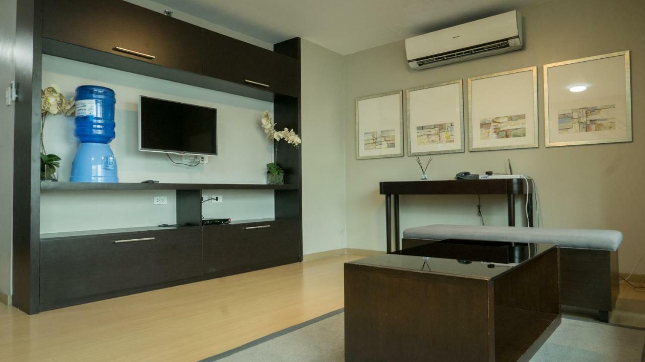 Avant Serviced Suites - Personal Concierge Manila Kültér fotó